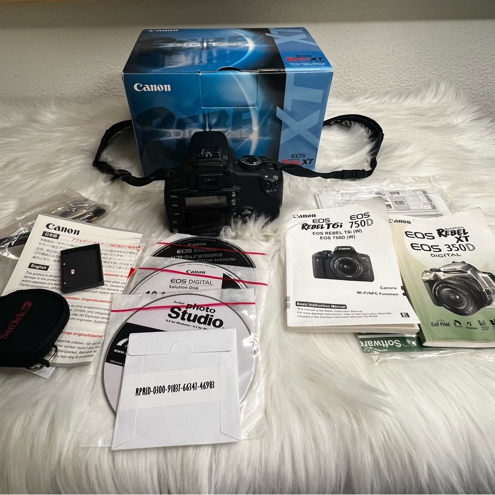 CANON Rebel XT DS126071 Camera Body ONLY